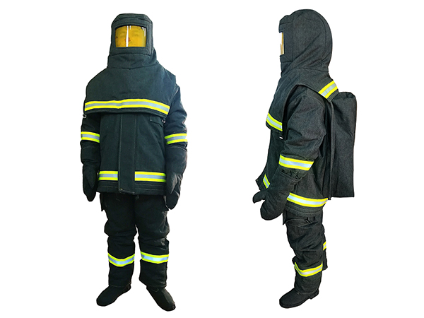 我國消防員滅火防護服發(fā)展的四個階段